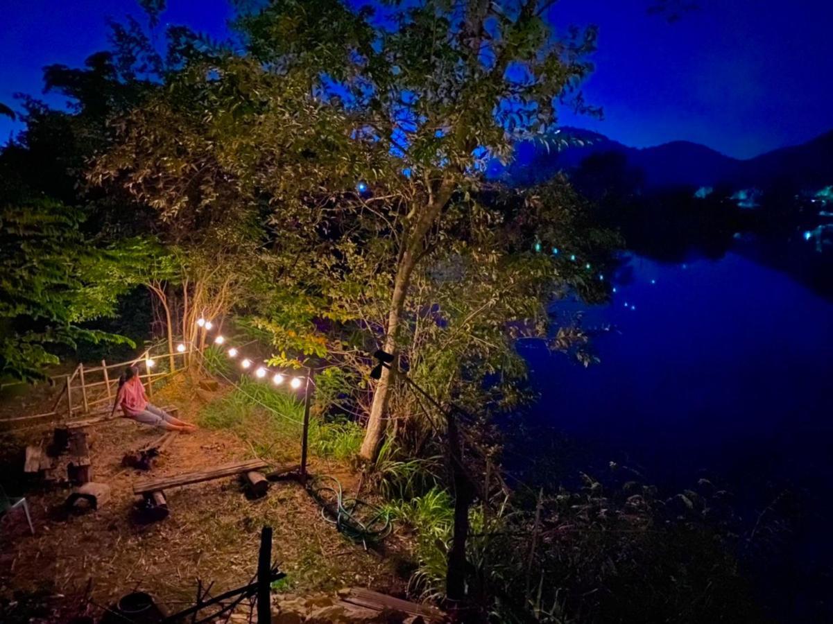 ホテル Royal Mountain Hut Ratchaburi エクステリア 写真
